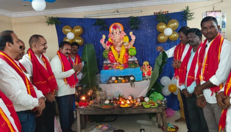 Maha Annadanam at Vidyut D-2 office
