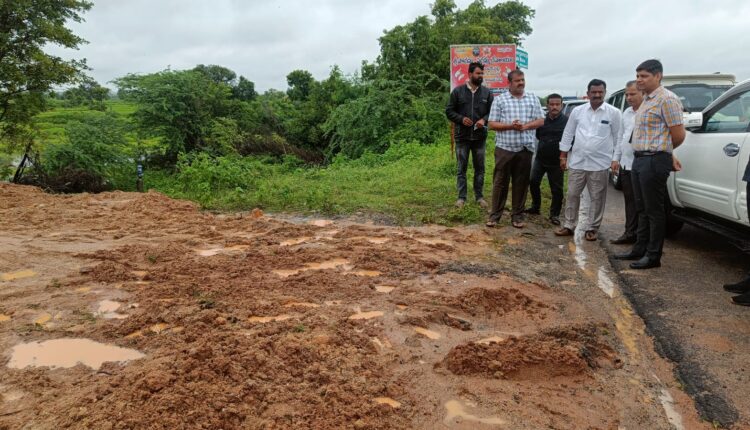 Causeway closure between Bhawanipet - Potharam villages until flood recedes