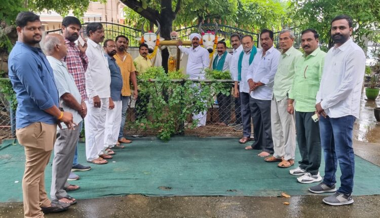 A major festival in cultural traditions is the Amavasya of Edla Polala