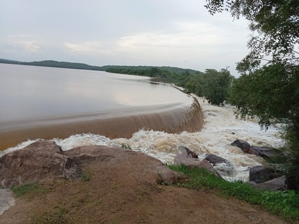 Heavy inflow into Nizam Sagar