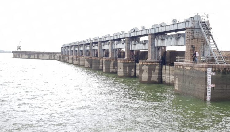 Heavy inflow into Nizam Sagar