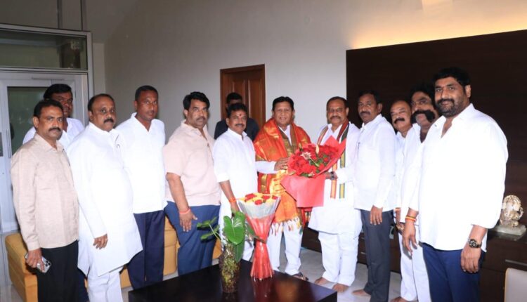PCC chief who met Sudarshan Reddy