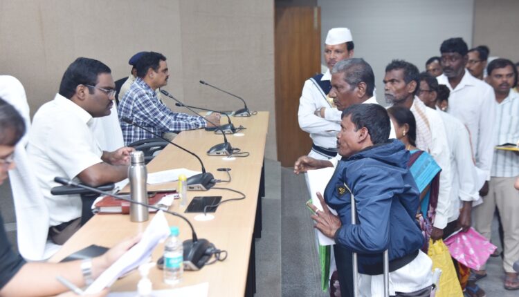 109 complaints to Prajavani