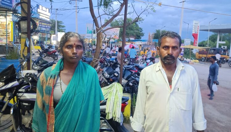 1.90 lakh was stolen from the cinema